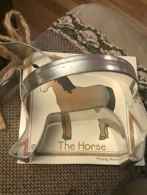 NWT 'The Horse' Cookie Cutter w/Recipe